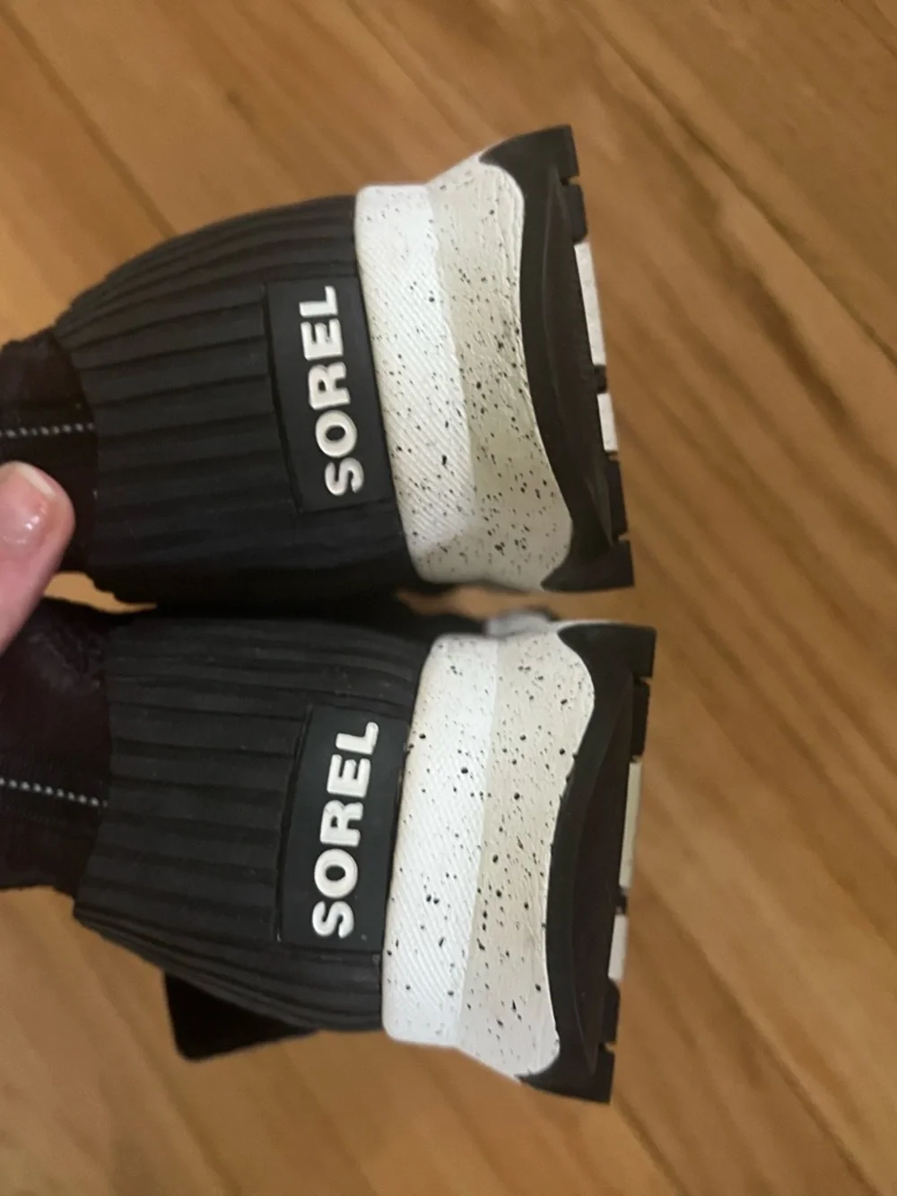 Sorel Kinetic Sneak in Black with sea salt Size 9 - Picture 6 of 8